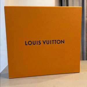 LOUIS VUITTON | Ready To Wear Box 14.75” x 13.75” x 3.25”